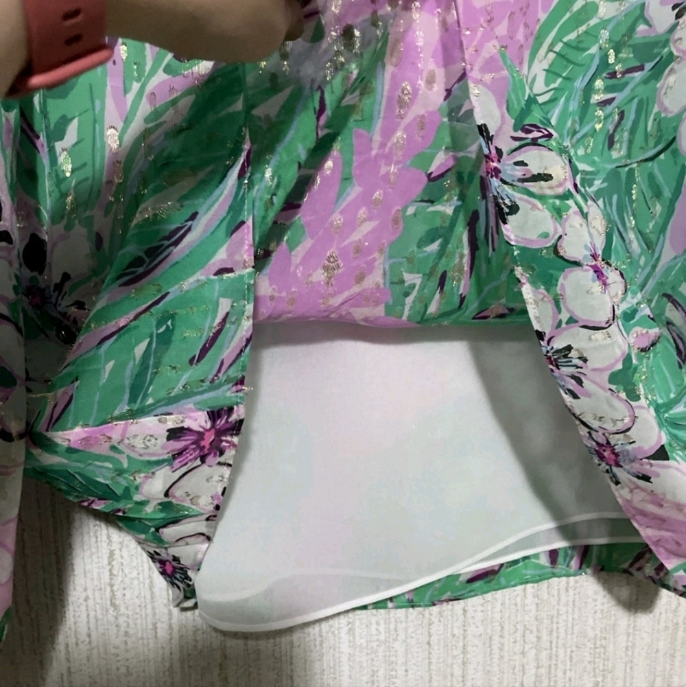 Lilly Pulitzer Size Medium Aaron Silk Top In Magnolia Lilac Leidees Night - Picture 8 of 12